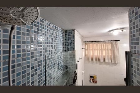 Apartamento à venda com 45m², 1 quarto e 1 vagaDetalhe do banheiro