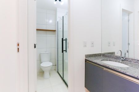Apartamento para alugar com 35m², 2 quartos e sem vaga Apartamento para alugar com 35m², 2 quartos e sem vagaBanheiro Social