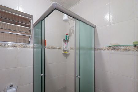 Casa à venda com 119m², 2 quartos e 2 vagasBanheiro 1