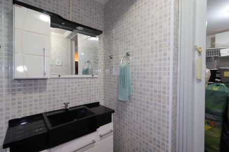 Casa à venda com 119m², 2 quartos e 2 vagasBanheiro 2