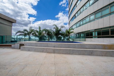 Apartamento à venda com 705m², 5 quartos e 6 vagas Apartamento à venda com 705m², 5 quartos e 6 vagasAREA PRIVATIVA