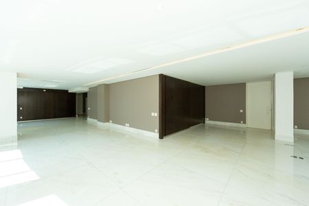 Apartamento à venda com 705m², 5 quartos e 6 vagas Apartamento à venda com 705m², 5 quartos e 6 vagasSALA