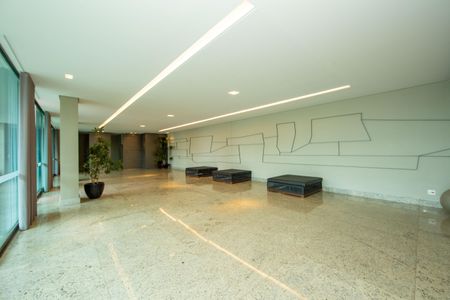 Apartamento à venda com 705m², 5 quartos e 6 vagas Apartamento à venda com 705m², 5 quartos e 6 vagasSALAO DE FESTAS