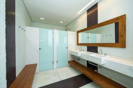 Apartamento à venda com 705m², 5 quartos e 6 vagas Apartamento à venda com 705m², 5 quartos e 6 vagasBANHEIRO5