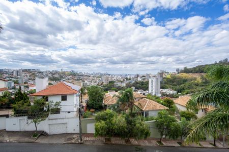 Apartamento à venda com 705m², 5 quartos e 6 vagas Apartamento à venda com 705m², 5 quartos e 6 vagasVISTA