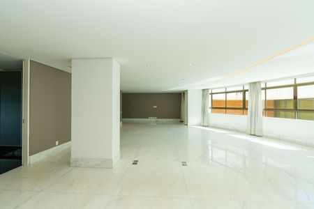 Apartamento à venda com 705m², 5 quartos e 6 vagas Apartamento à venda com 705m², 5 quartos e 6 vagasSALA