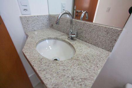 Apartamento para alugar com 48m², 2 quartos e 1 vagaBanheiro Social