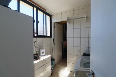 Apartamento para alugar com 110m², 4 quartos e 2 vagas Apartamento para alugar com 110m², 4 quartos e 2 vagasÁrea de Serviço