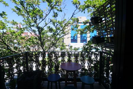 Apartamento para alugar com 110m², 4 quartos e 2 vagas Apartamento para alugar com 110m², 4 quartos e 2 vagasVaranda Quarto 2