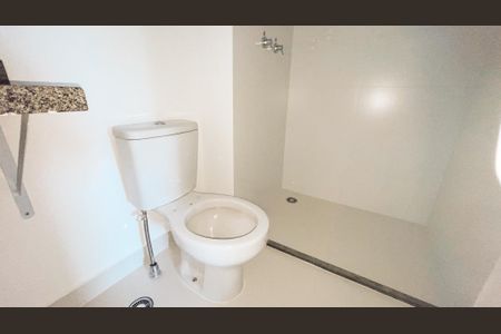 Apartamento à venda com 96m², 3 quartos e 1 vaga Apartamento à venda com 96m², 3 quartos e 1 vagaBanheiro