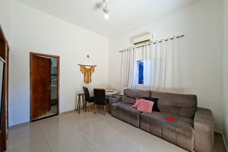 Sala de casa para alugar com 2 quartos, 112m² em Boqueirão, Praia Grande