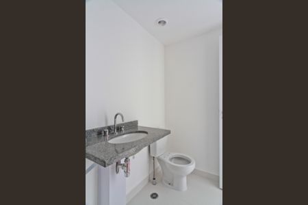 Apartamento à venda com 96m², 3 quartos e 1 vaga Apartamento à venda com 96m², 3 quartos e 1 vagaBanheiro da Suíte