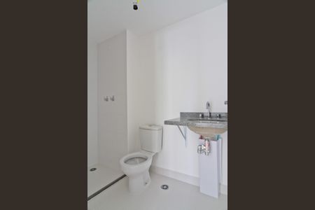 Apartamento à venda com 96m², 3 quartos e 1 vaga Apartamento à venda com 96m², 3 quartos e 1 vagaBanheiro