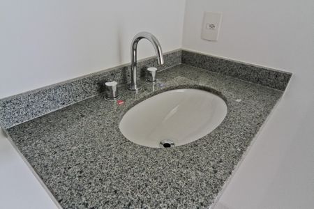 Apartamento à venda com 96m², 3 quartos e 1 vaga Apartamento à venda com 96m², 3 quartos e 1 vagaBanheiro