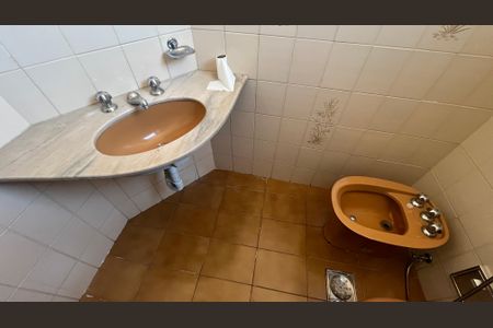 Apartamento para alugar com 107m², 2 quartos e 1 vaga