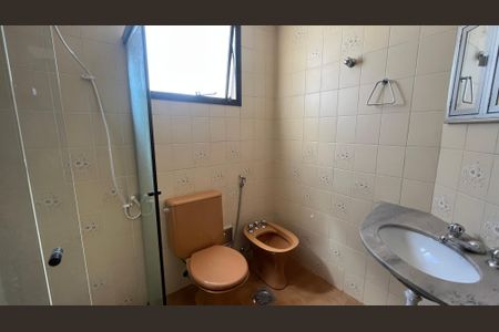 Apartamento para alugar com 107m², 2 quartos e 1 vaga