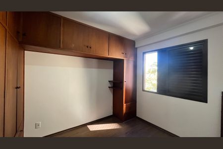 Apartamento para alugar com 107m², 2 quartos e 1 vaga