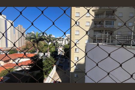 Apartamento para alugar com 107m², 2 quartos e 1 vaga