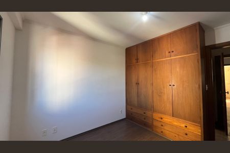 Apartamento para alugar com 107m², 2 quartos e 1 vaga