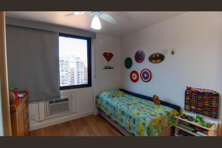 Quarto 1 de apartamento para alugar com 3 quartos, 160m² em Santa Rosa, Niterói