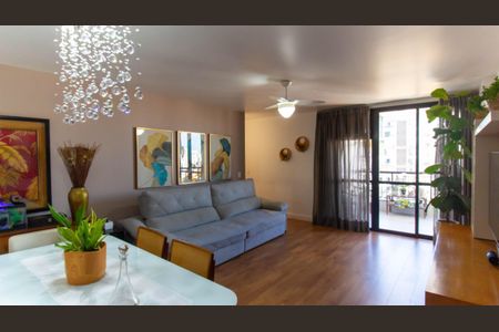 Apartamento para alugar com 3 quartos, 160m² em Santa Rosa, Niterói