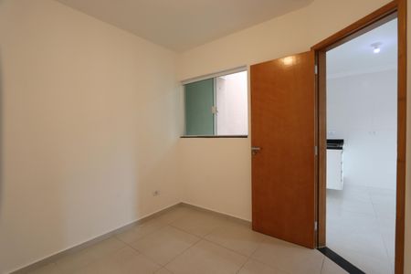 Quarto 2 de apartamento para alugar com 2 quartos, 60m² em Vila Alpina, São Paulo