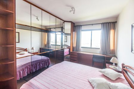 Apartamento à venda com 69m², 1 quarto e 1 vagaSuíte