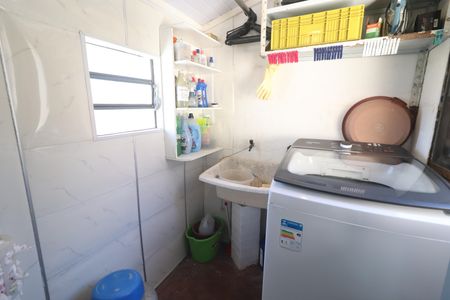 Casa à venda com 160m², 3 quartos e 2 vagasÁrea de Serviço