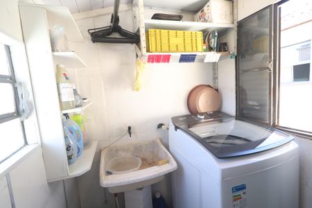 Casa à venda com 160m², 3 quartos e 2 vagasÁrea de Serviço