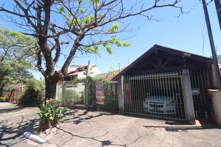 Casa à venda com 160m², 3 quartos e 2 vagasFachada