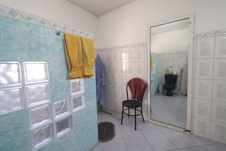 Casa à venda com 160m², 3 quartos e 2 vagasBanheiro