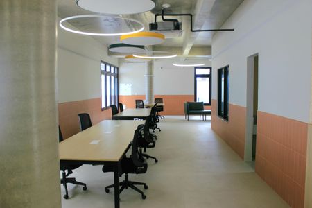 Apartamento à venda com 77m², 2 quartos e 1 vagaÁrea comum