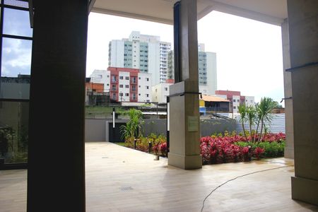 Apartamento à venda com 77m², 2 quartos e 1 vagaÁrea comum