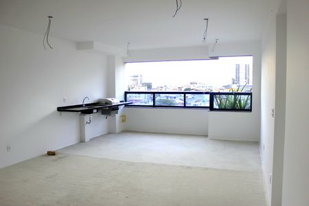 Apartamento à venda com 77m², 2 quartos e 1 vagaSala/Cozinha