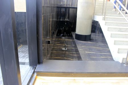 Apartamento à venda com 77m², 2 quartos e 1 vagaÁrea comum