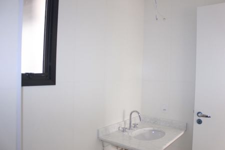 Apartamento à venda com 77m², 2 quartos e 1 vagaBanheiro da Suíte