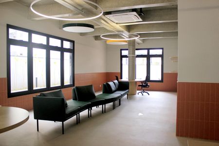 Apartamento à venda com 77m², 2 quartos e 1 vagaÁrea comum