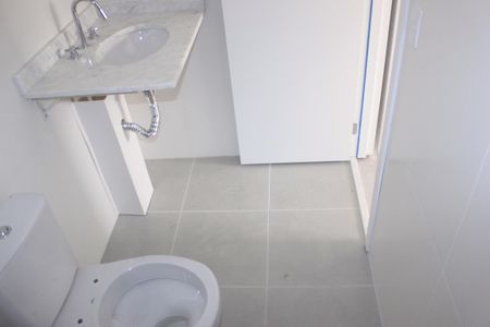 Apartamento à venda com 77m², 2 quartos e 1 vagaBanheiro da Suíte