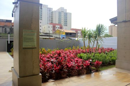 Apartamento à venda com 77m², 2 quartos e 1 vagaÁrea comum