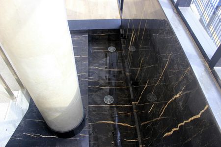 Apartamento à venda com 77m², 2 quartos e 1 vagaÁrea comum