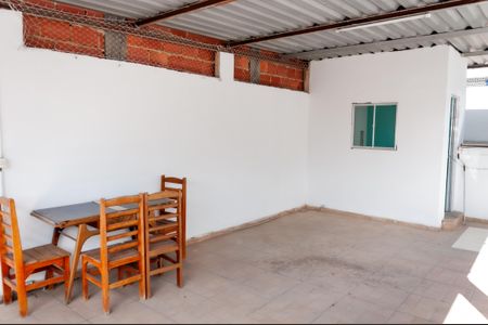 Casa à venda com 42m², 1 quarto e sem vagaTerraço