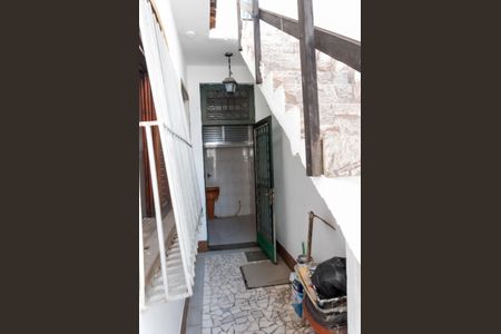 Casa à venda com 42m², 1 quarto e sem vagaÁrea externa