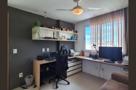 Apartamento à venda com 213m², 4 quartos e 3 vagas Apartamento à venda com 213m², 4 quartos e 3 vagasSuíte 3