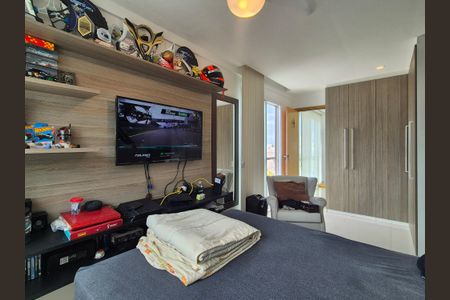 Apartamento à venda com 213m², 4 quartos e 3 vagas Apartamento à venda com 213m², 4 quartos e 3 vagasSuíte 4