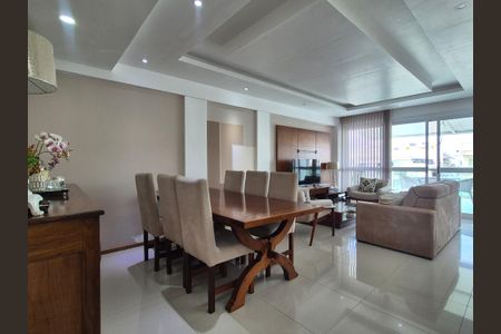 Apartamento à venda com 213m², 4 quartos e 3 vagas Apartamento à venda com 213m², 4 quartos e 3 vagasSala