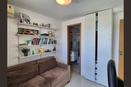 Apartamento à venda com 213m², 4 quartos e 3 vagas Apartamento à venda com 213m², 4 quartos e 3 vagasSuite 3