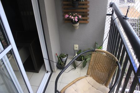 Apartamento para alugar com 50m², 2 quartos e 1 vagaVaranda