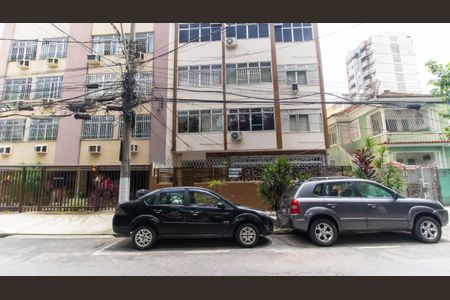 Apartamento à venda com 70m², 2 quartos e sem vaga