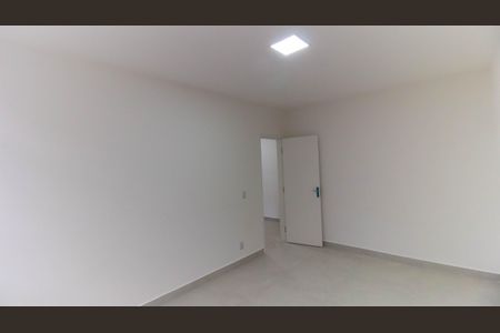 Apartamento à venda com 70m², 2 quartos e sem vaga