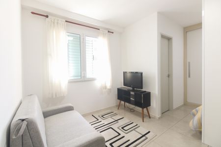 Sala  de kitnet/studio para alugar com 1 quarto, 30m² em Tatuapé, São Paulo